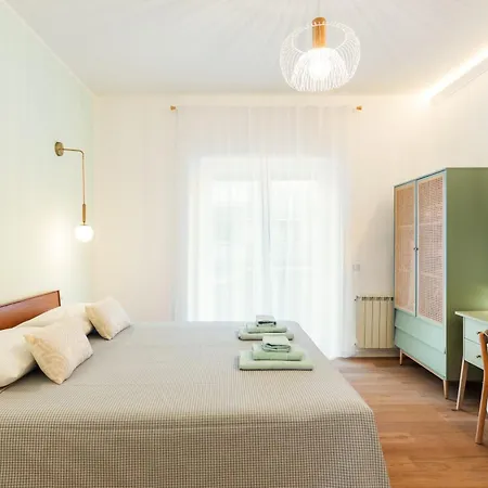 Supreme Vaticano Apartment